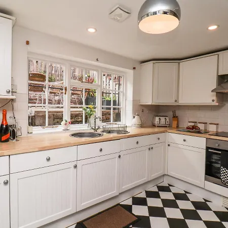 Midships 度假居 惠特比